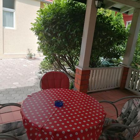 Apartman Centar 쿠르셰바츠 외부 사진