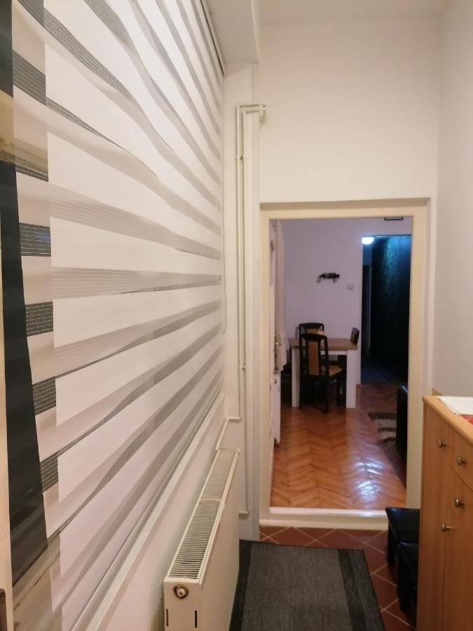 Apartman Centar 쿠르셰바츠 외부 사진